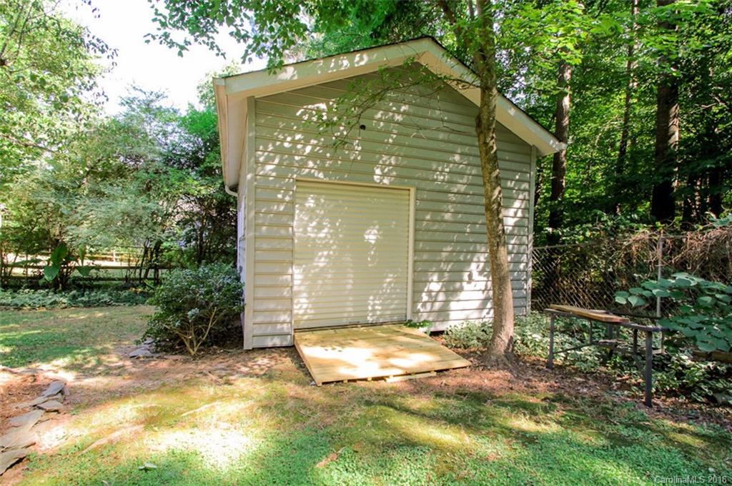 2807 Lake Shore Road South Denver, NC 28037 - Photo 23 of 24 Gallery Image 23