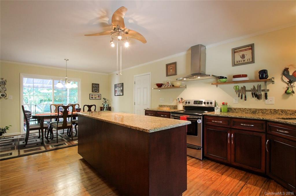 2807 Lake Shore Road South Denver, NC 28037 - Photo 7 of 24 Gallery Image 7