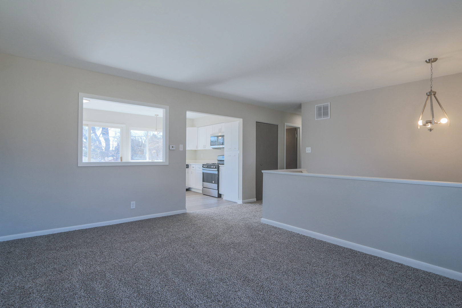 229 Riverside Drive Bolingbrook, IL 60440 - Photo 9 of 35 an empty room with windows and closet