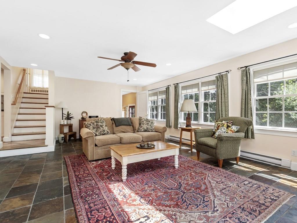 70 Hatfield Road Newton, MA 02465 - Photo 3 of 21