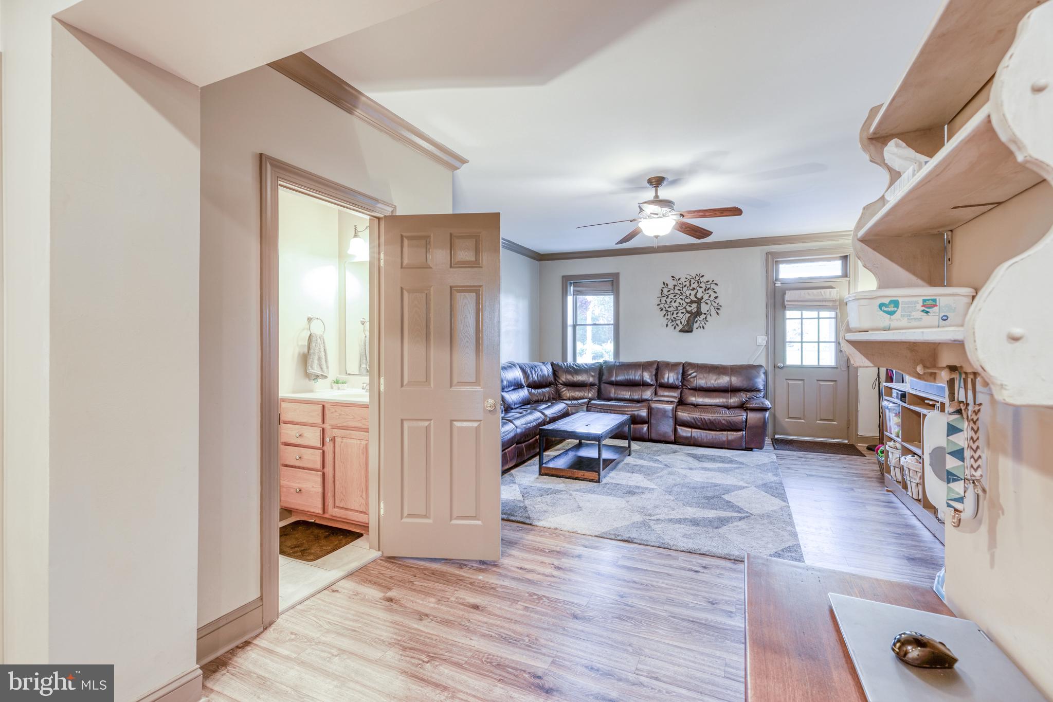 2490 Kutztown Road Pennsburg, PA 18073 - Photo 16 of 44 Gallery Image 16