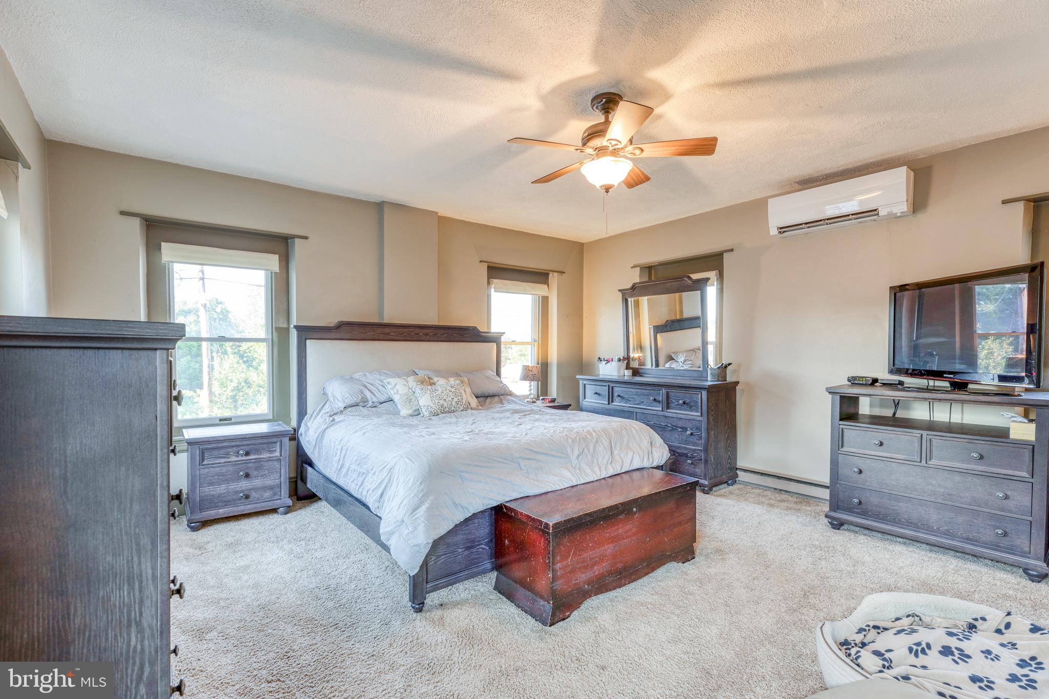 2490 Kutztown Road Pennsburg, PA 18073 - Photo 26 of 44 Gallery Image 26