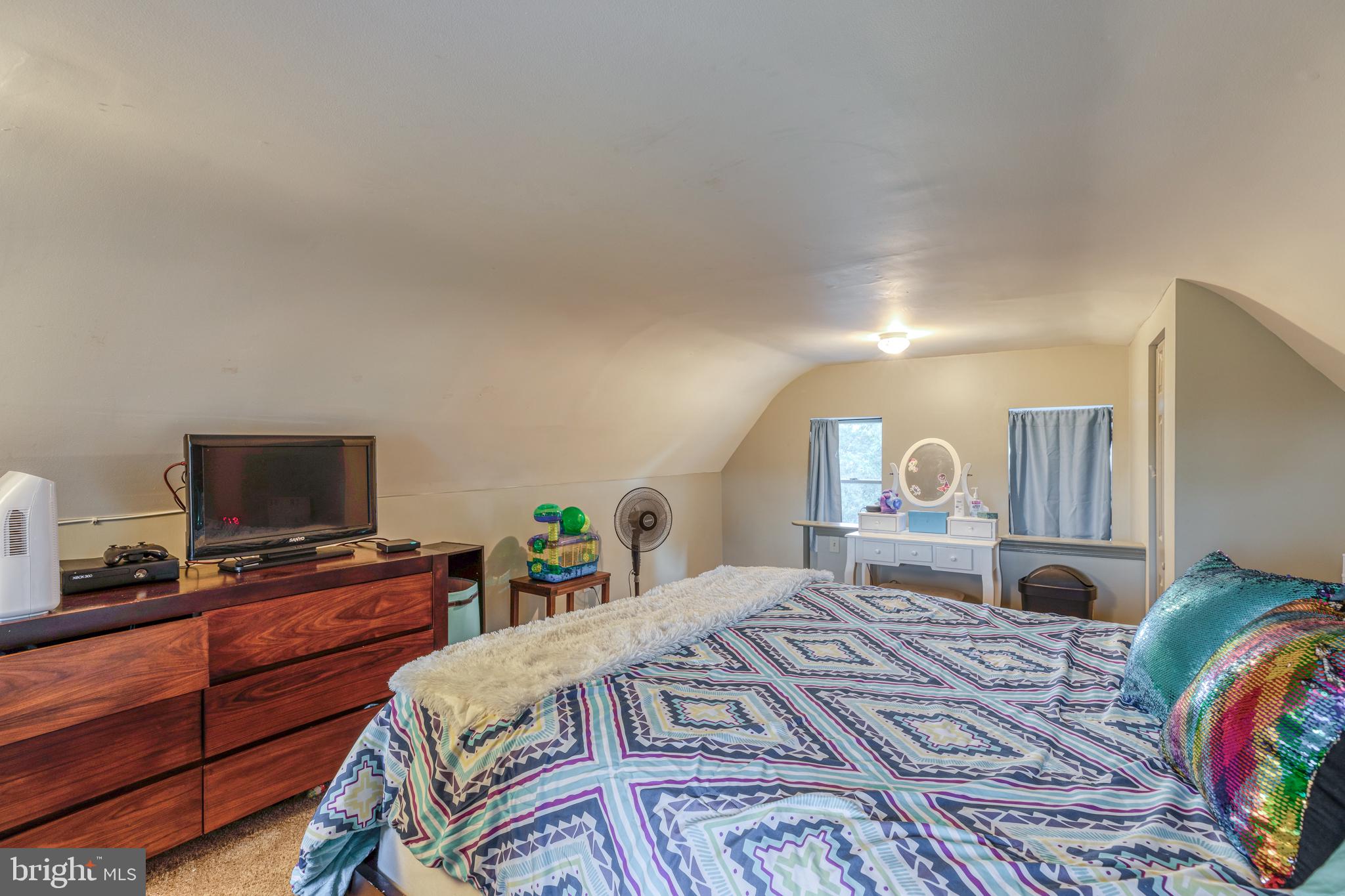 2490 Kutztown Road Pennsburg, PA 18073 - Photo 32 of 44 Gallery Image 32