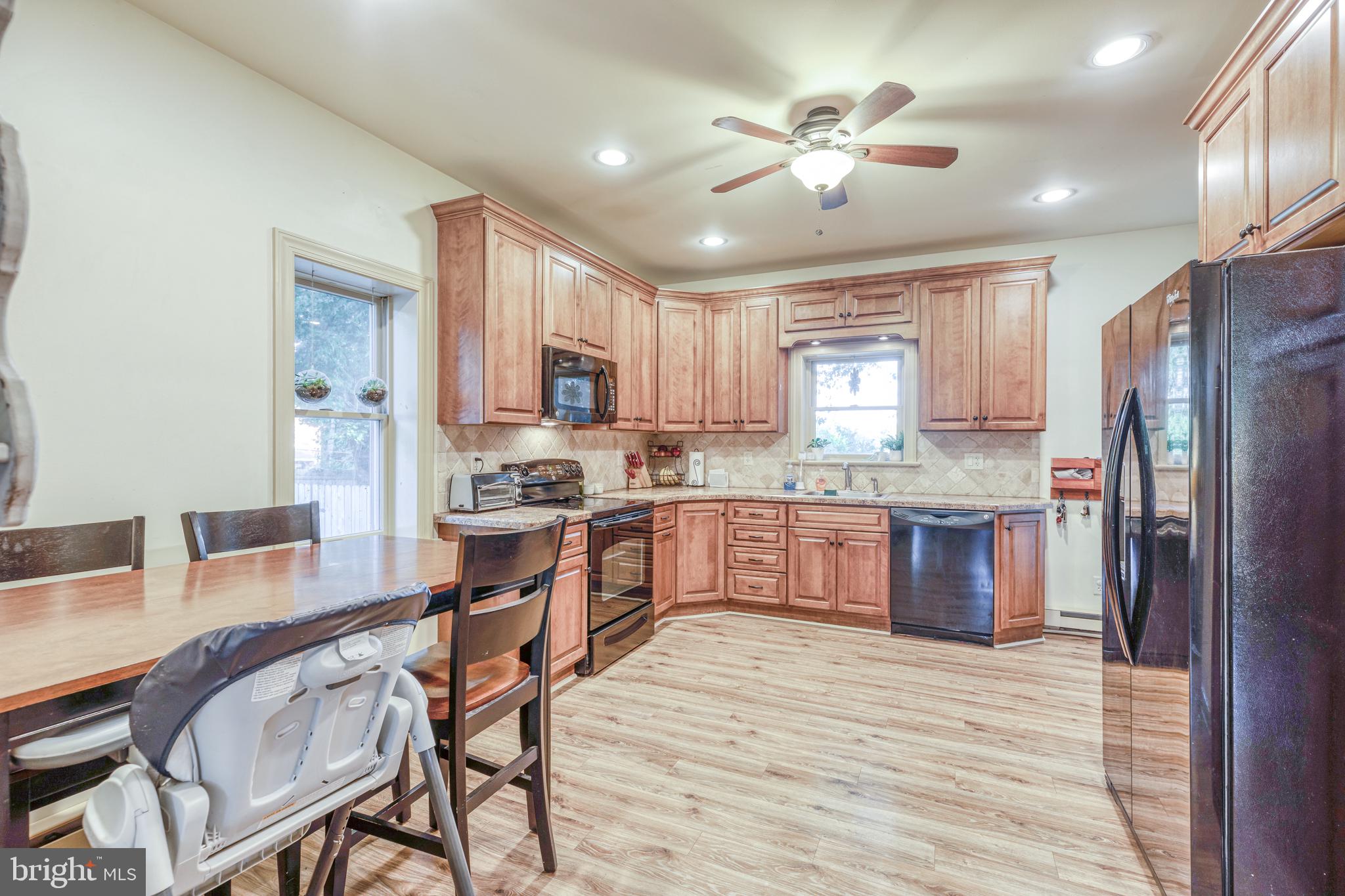2490 Kutztown Road Pennsburg, PA 18073 - Photo 10 of 44 Gallery Image 10