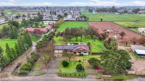 $659,000 | 2203 North Cornelia Avenue, Fresno, CA 93722