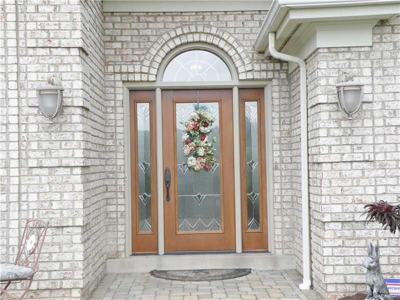 29 Green Valley Road Eighty Four, PA 15330 - Photo 2 of 25 Entry/Foyer.