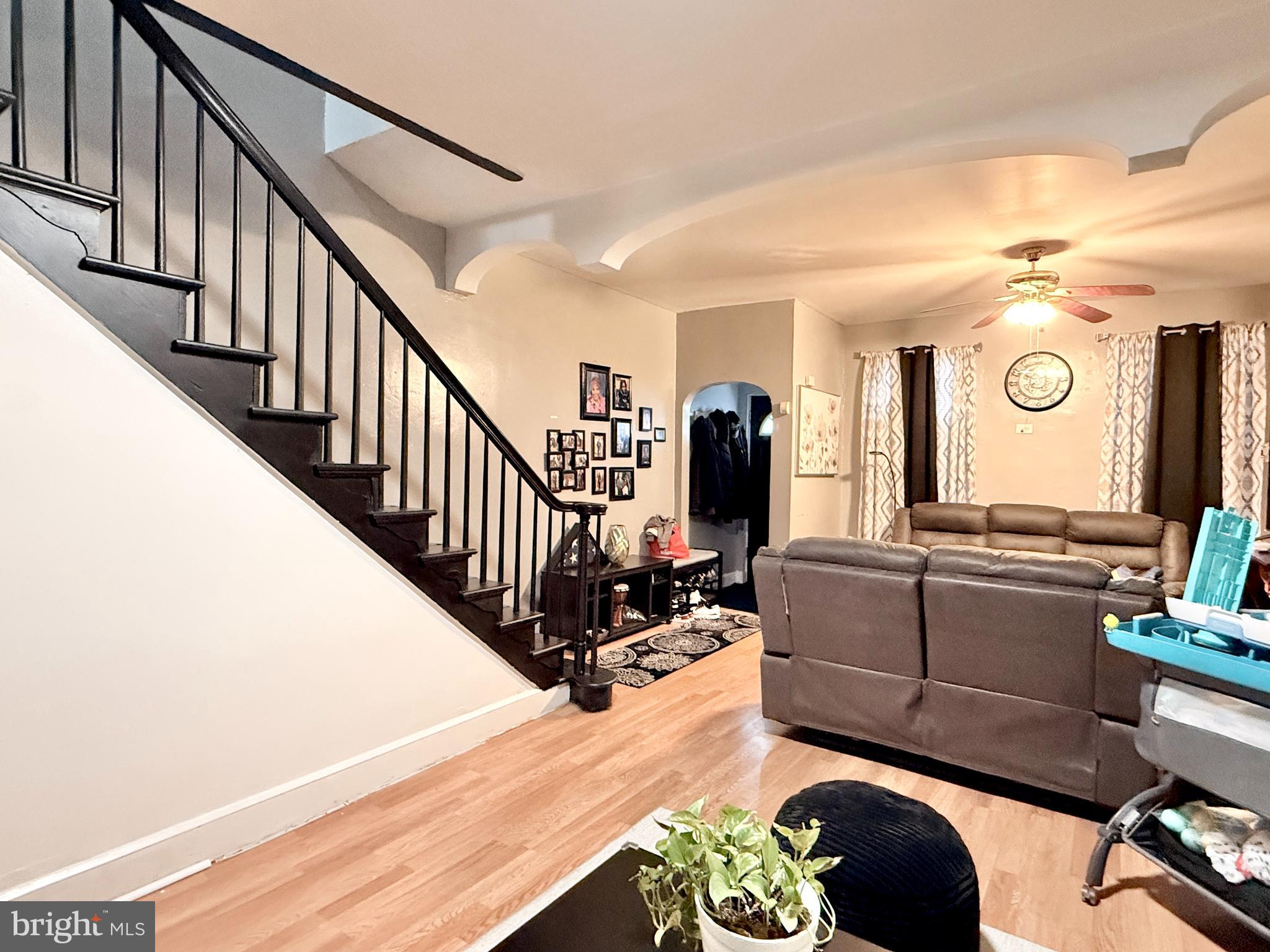 1157 Chestnut Street Camden, NJ 08103 - Photo 9 of 17 a living room with furniture
