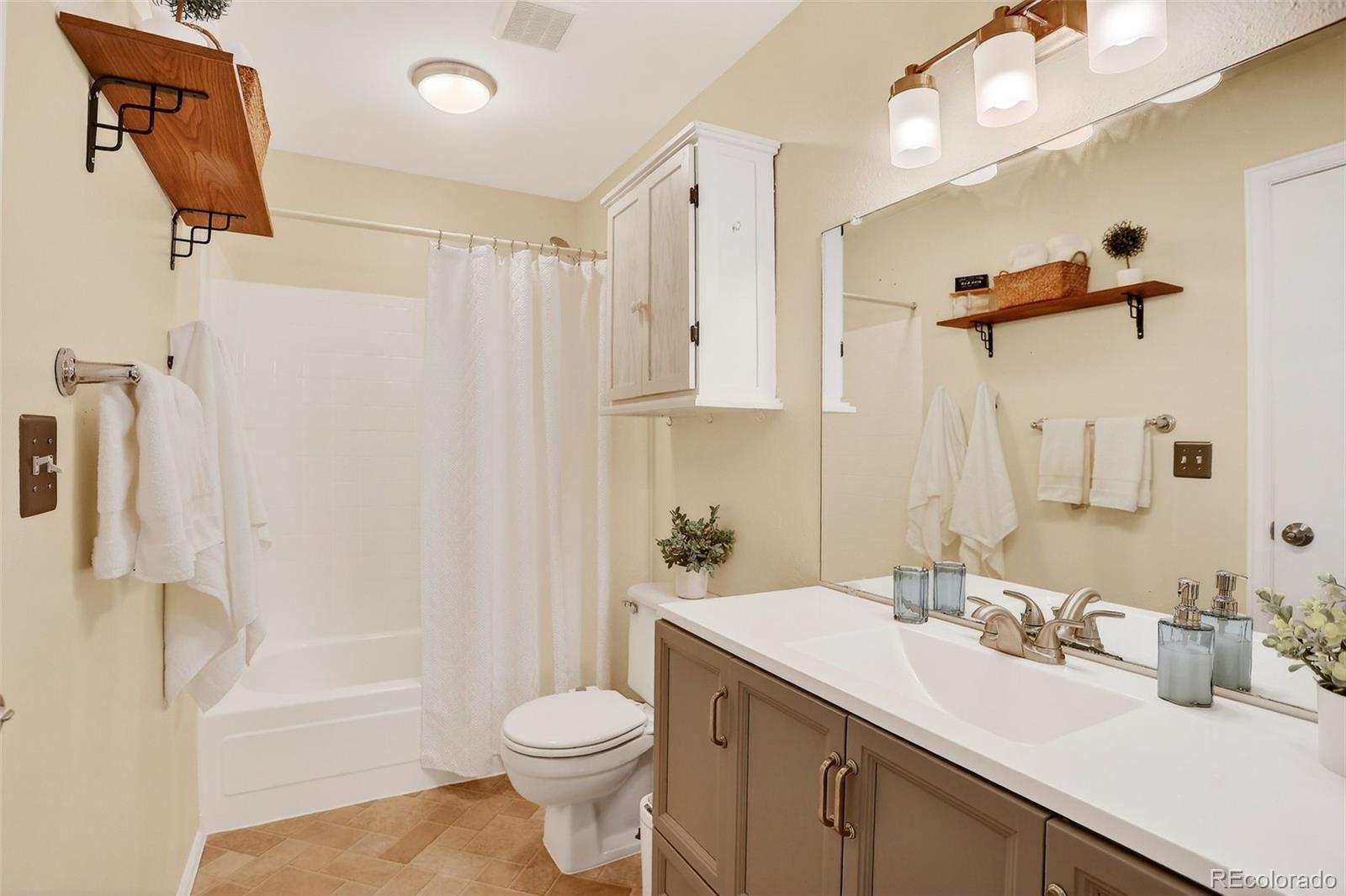 523 Timberline Place Highlands Ranch, CO 80126 - Photo 23 of 30 Gallery Image 23