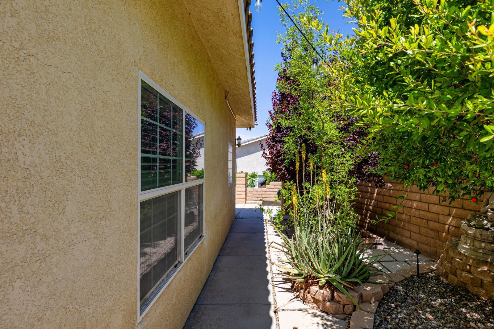 107 Brianna Street Ridgecrest, CA 93555 - Photo 49 of 50 a view of balcony