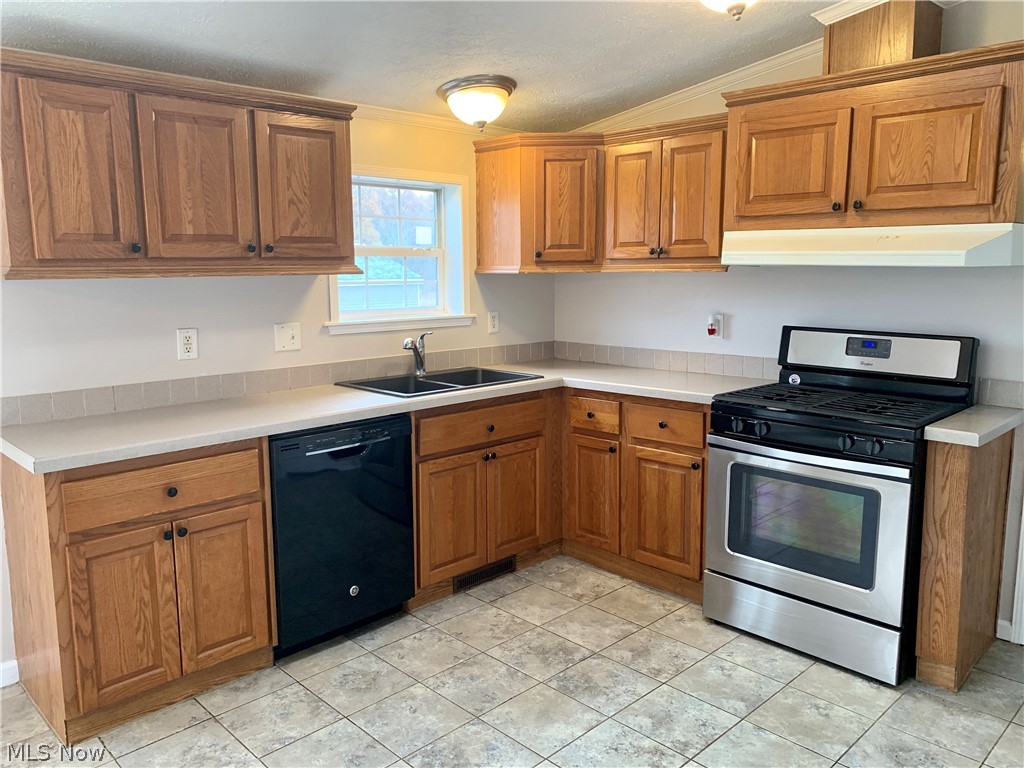 4530 Weaver Road Berlin Center, OH 44401 - Photo 8 of 24 Gallery Image 8