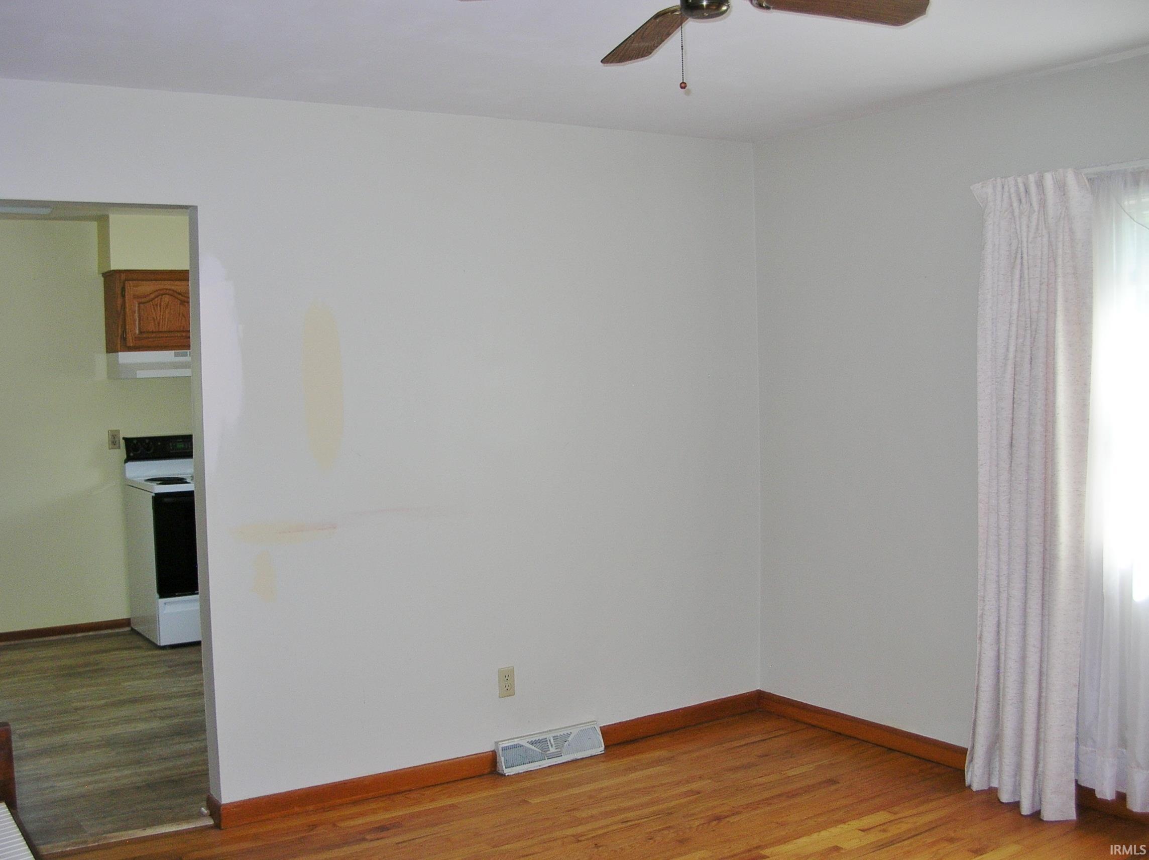 1700 Fuquay Road Newburgh, IN 47630 - Photo 4 of 26 Gallery Image 4