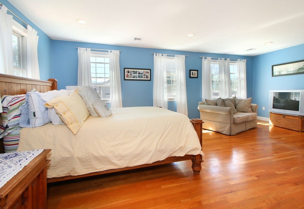 8 Valley Road North Reading, MA 01864 - Photo 14 of 30 Gallery Image 14