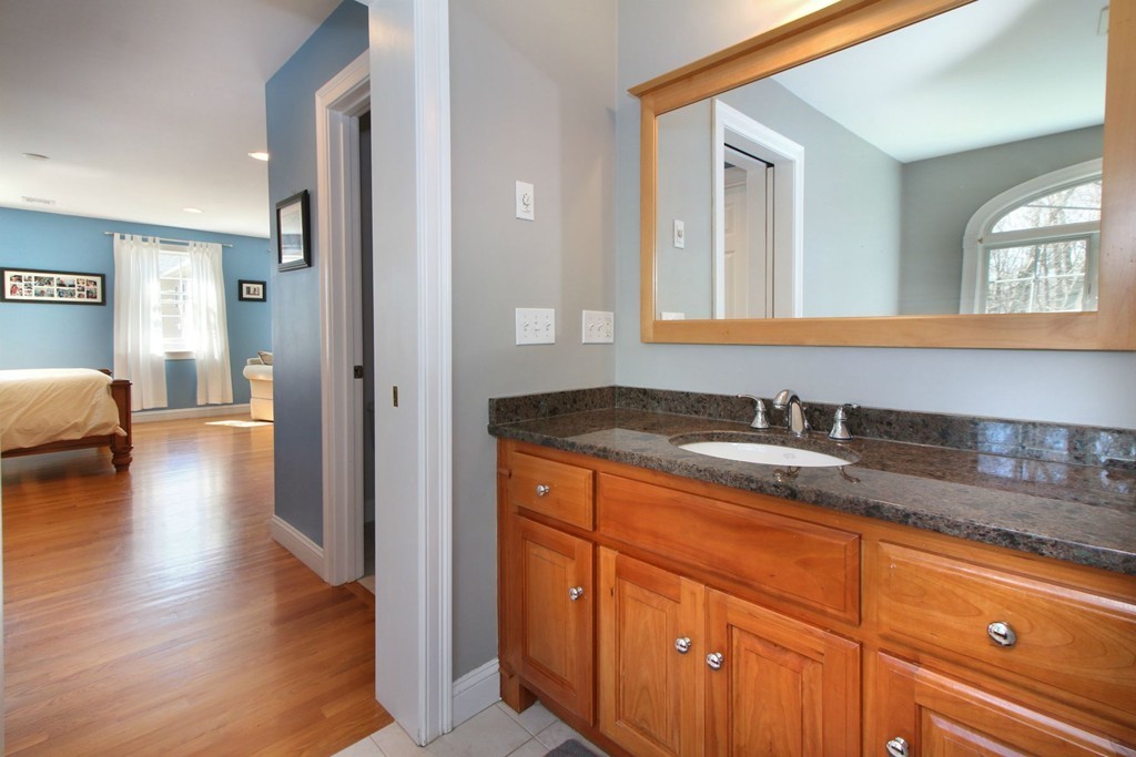 8 Valley Road North Reading, MA 01864 - Photo 18 of 30 Gallery Image 18