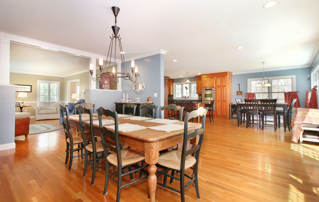 8 Valley Road North Reading, MA 01864 - Photo 6 of 30 Gallery Image 6