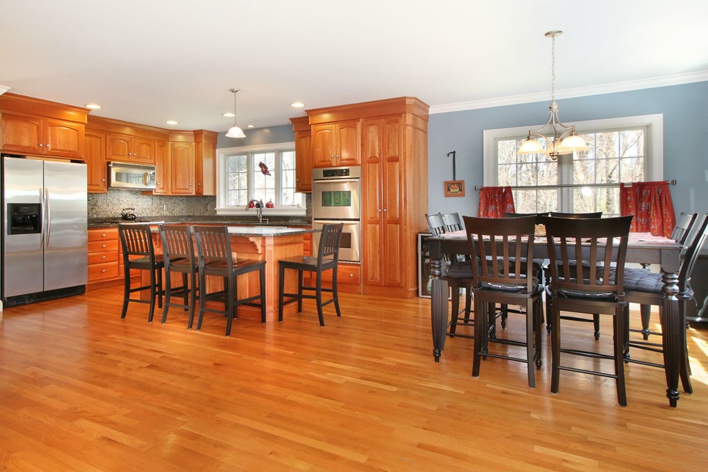 8 Valley Road North Reading, MA 01864 - Photo 7 of 30 Gallery Image 7
