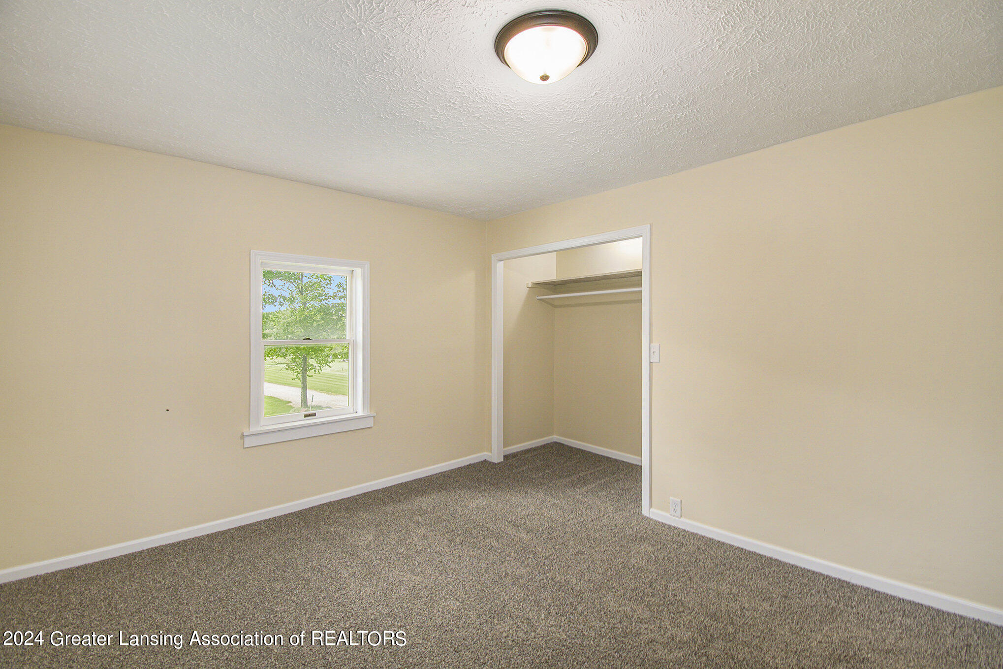 4427 South Cochran Road Charlotte, MI 48813 - Photo 19 of 38 Bedroom
