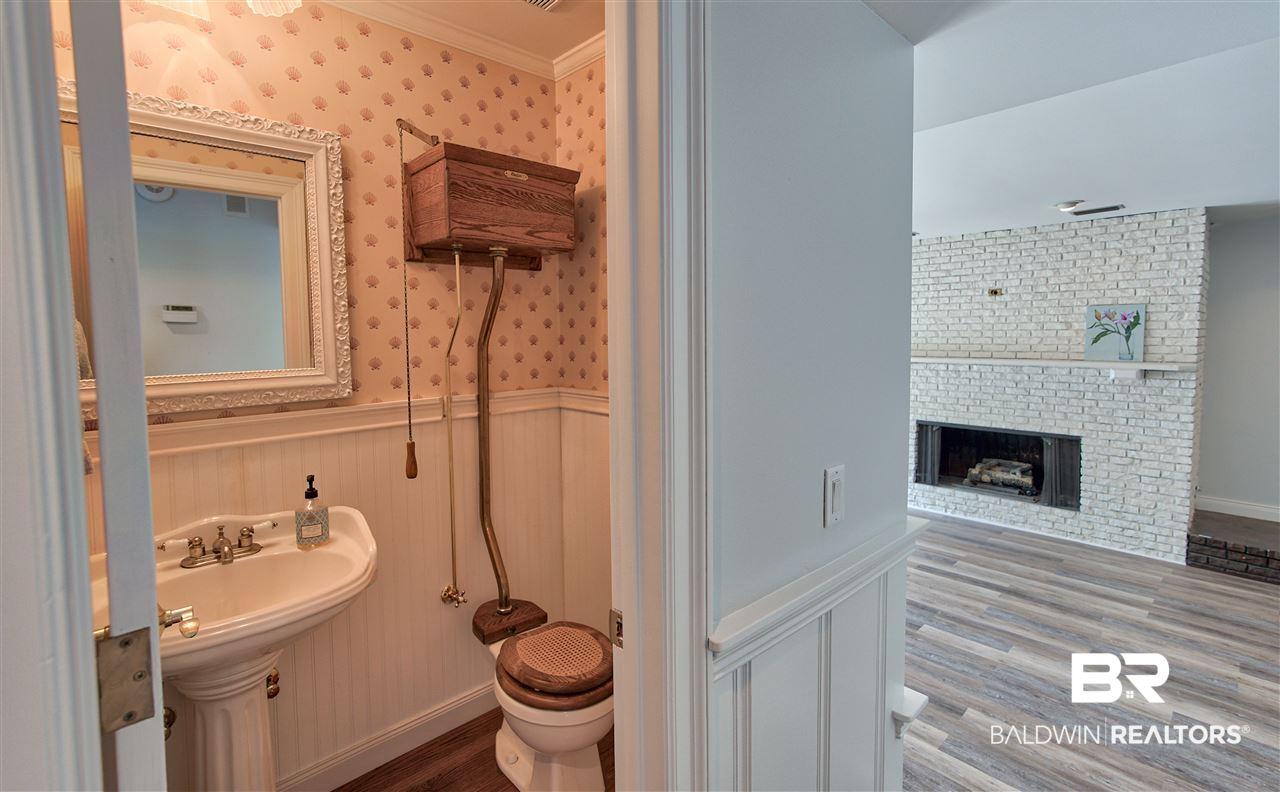 19414 Liberty Road Fairhope, AL 36532 - Photo 8 of 49 Half Bath