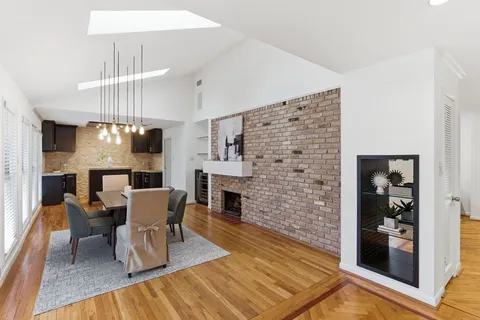 $620,000 | 531 Azaleadell Drive, Houston, TX 77018