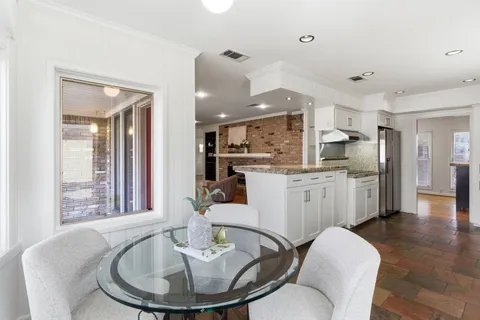 $620,000 | 531 Azaleadell Drive, Houston, TX 77018