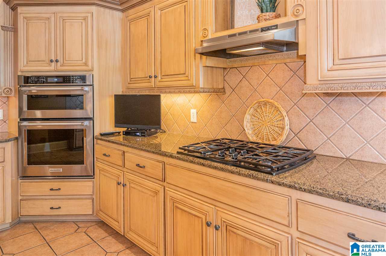 1513 Highland Gate Point Birmingham, AL 35244 - Photo 18 of 49