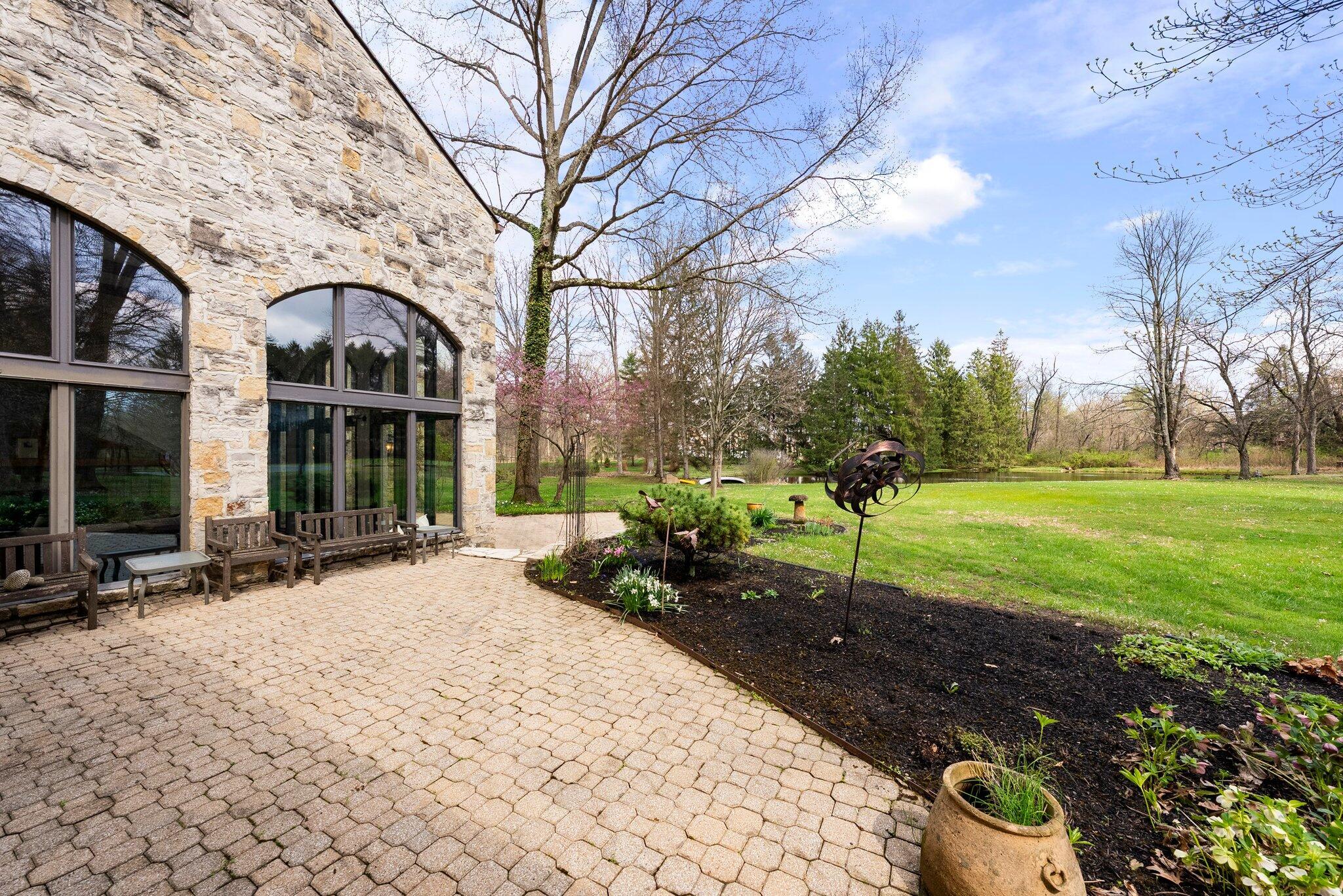 5420 Clark State Road Columbus, OH 43230 - Photo 73 of 104 Patio from great room