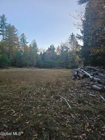 $628,000 | 1 Military Road, Edinburg, NY 12134