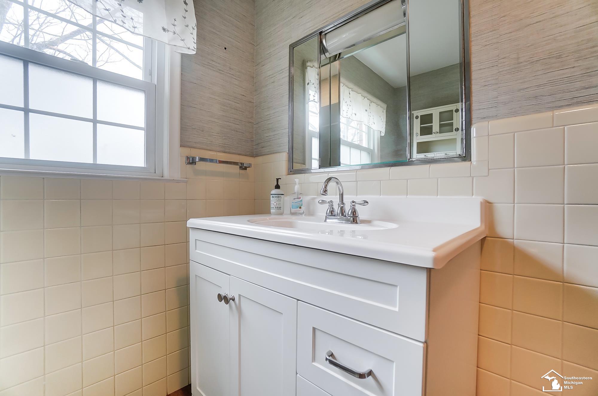 2120 South Custer Road Monroe, MI 48161 - Photo 44 of 76