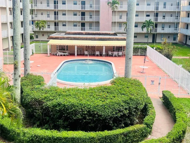 $1,800 | 2800 Northwest 56th Avenue, Unit C303, Lauderhill, FL 33313