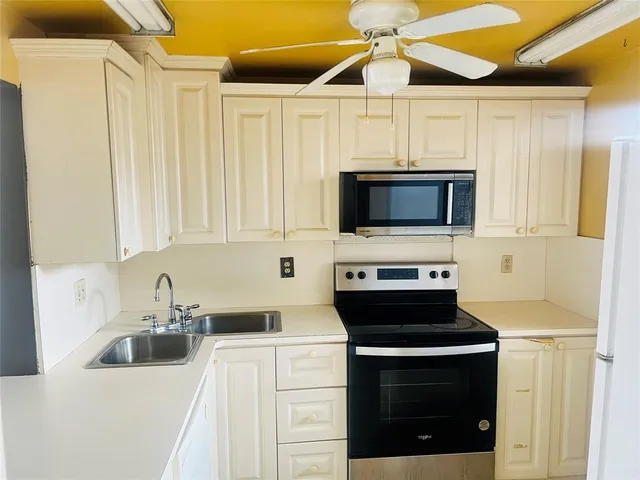 $1,800 | 2800 Northwest 56th Avenue, Unit C303, Lauderhill, FL 33313