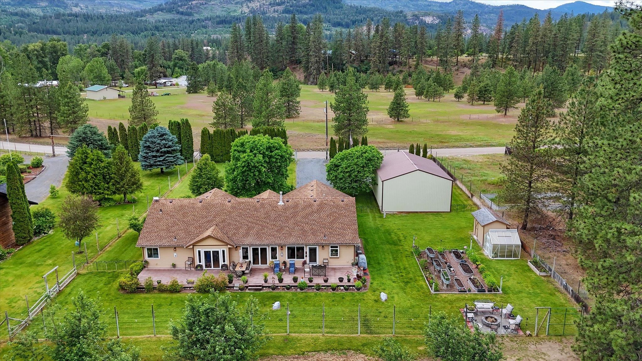 61 Paradise Cove Road Kettle Falls, WA 99141 - Photo 29 of 37