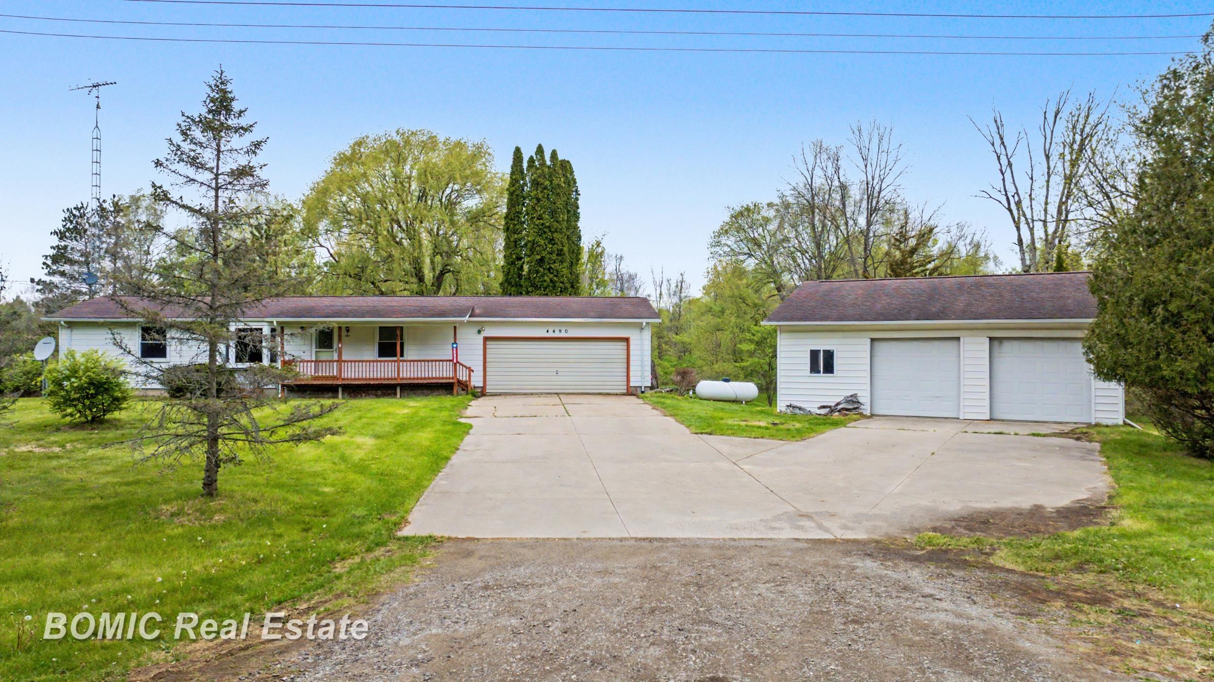 4490 Obrien Road Vassar, MI 48768 - Photo 1 of 46