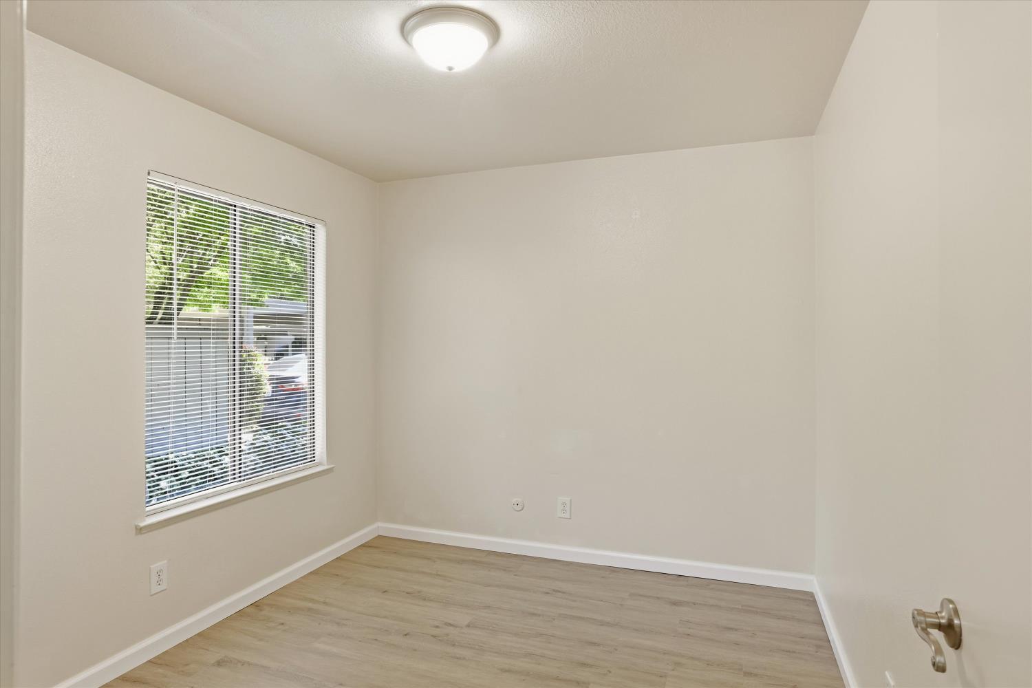 3639 Appleton Way Stockton, CA 95219 - Photo 17 of 37
