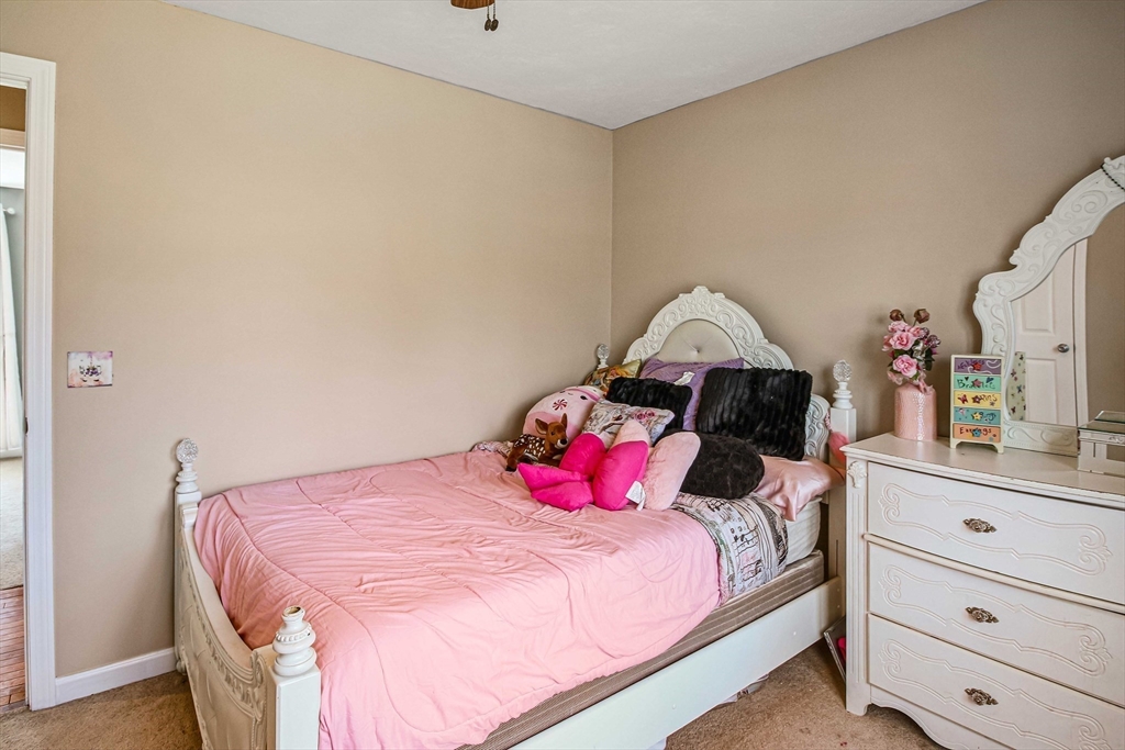 153 Pleasantdale Road Rutland, MA 01543 - Photo 16 of 34 Gallery Image 16