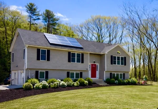 $549,000 | 153 Pleasantdale Road, Rutland, MA 01543