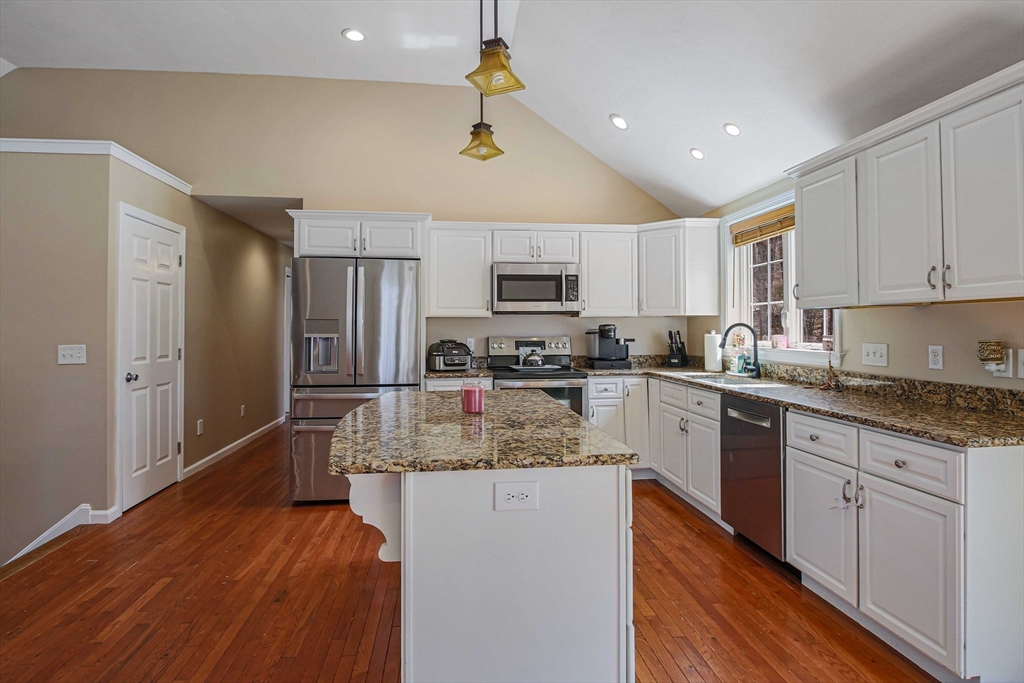 153 Pleasantdale Road Rutland, MA 01543 - Photo 6 of 34 Gallery Image 6