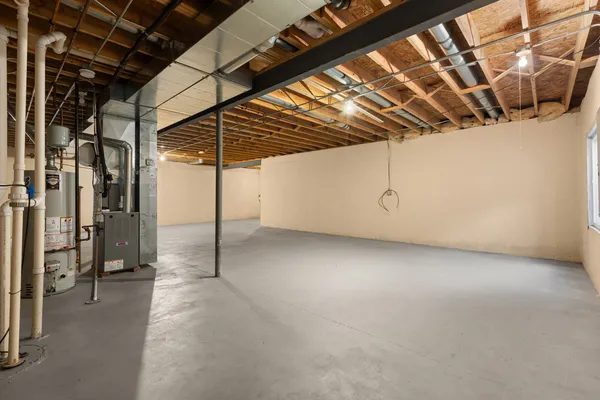 $439,900 | 13497 Wildwood Lane, Huntley, IL 60142