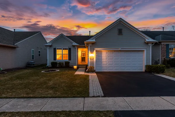 $439,900 | 13497 Wildwood Lane, Huntley, IL 60142