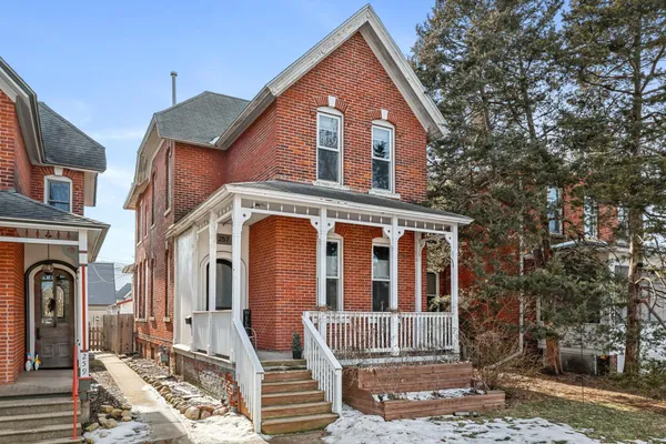 $255,000 | 257 East Wabasha Street, Winona, MN 55987