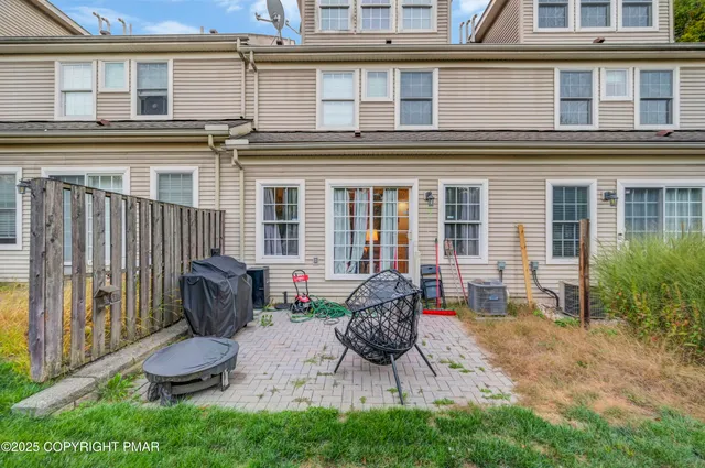 $310,000 | 18 Elm Court, Unit UL3, East Stroudsburg, PA 18301