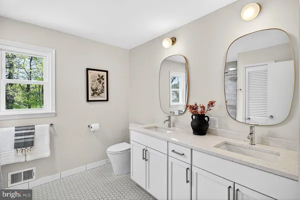 $1,150,000 | 25 Park Hill Terrace, Princeton Junction, NJ 08550