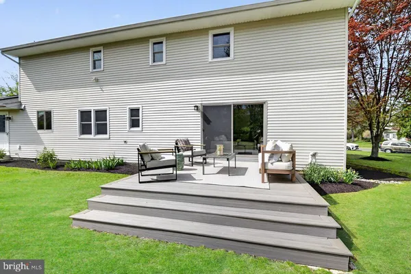 $1,150,000 | 25 Park Hill Terrace, Princeton Junction, NJ 08550
