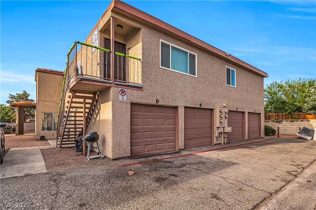 575 Roxella Lane, Unit D Las Vegas, NV 89110 - Photo 6 of 16