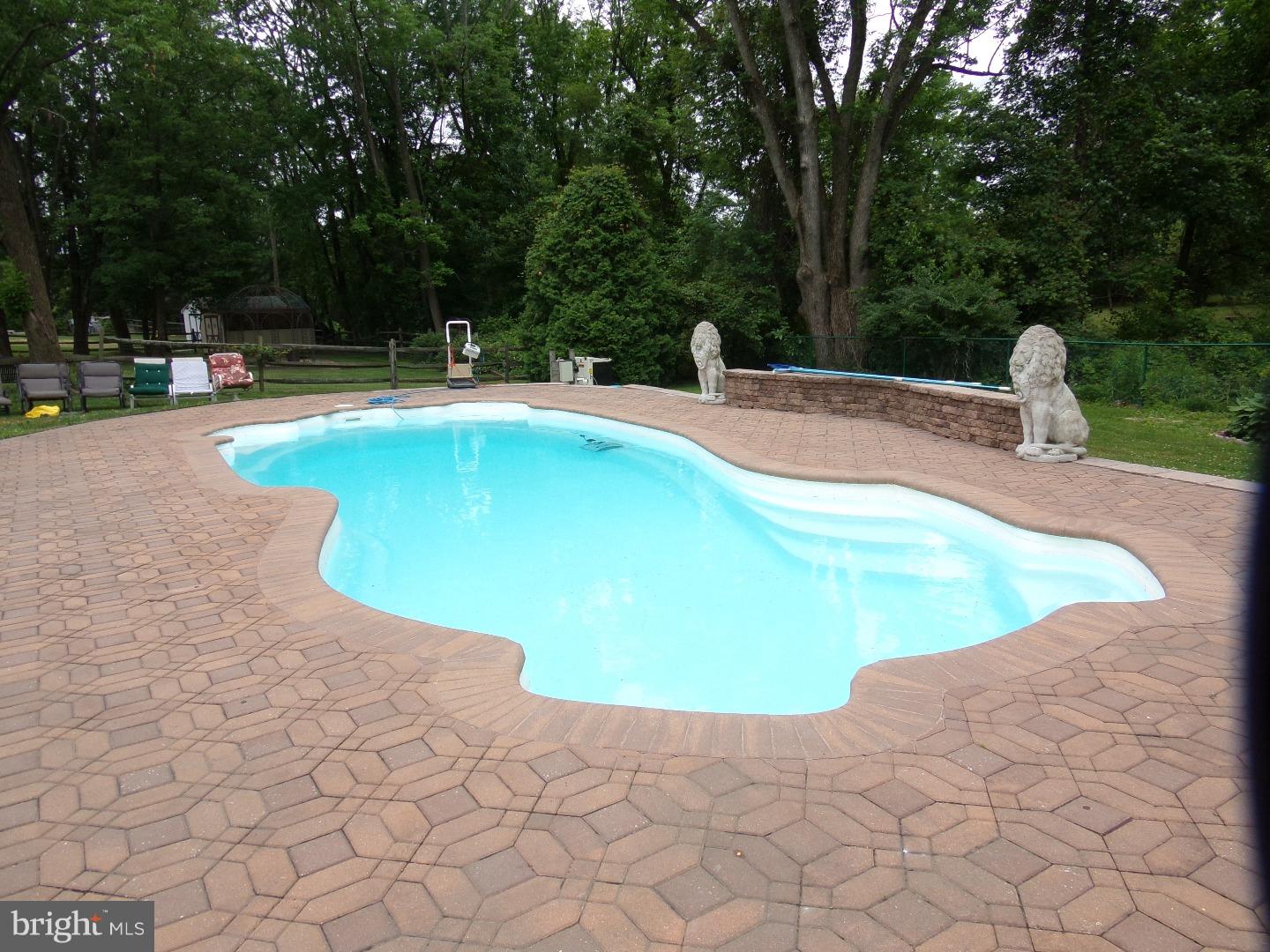 5300 Ivystream Road Hatboro, PA 19040 - Photo 13 of 22 Gallery Image 13