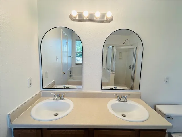 $2,100 | 600 McCarthur Drive, Leander, TX 78641