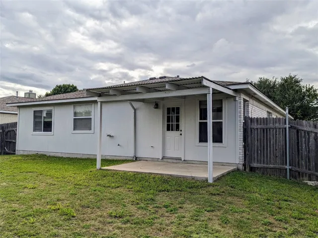 $2,100 | 600 McCarthur Drive, Leander, TX 78641