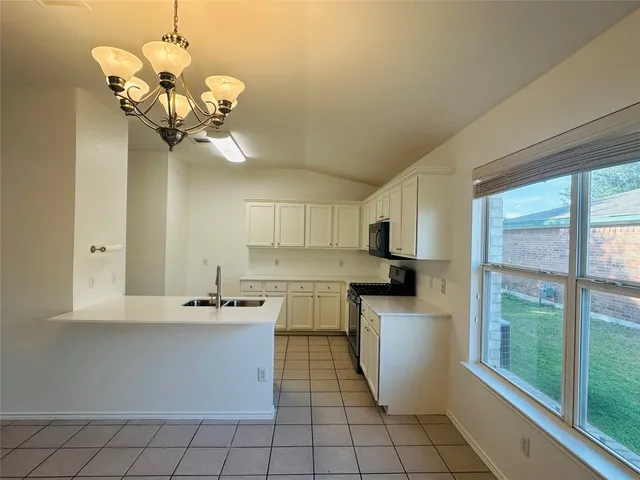 $2,100 | 600 McCarthur Drive, Leander, TX 78641