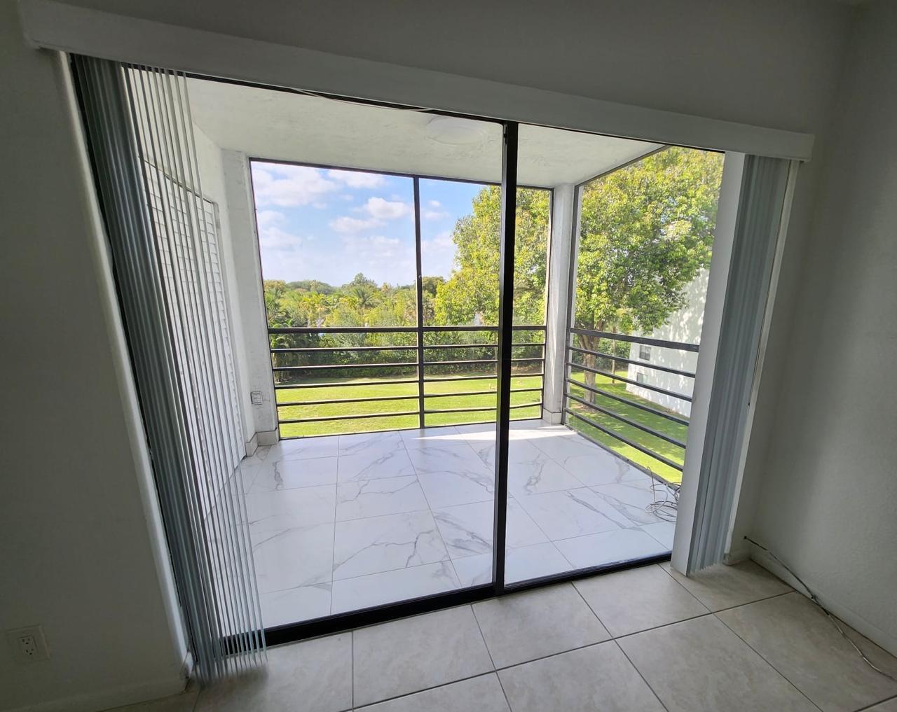 9235 Southwest 8th Street, Unit 402 Boca Raton, FL 33428 - Photo 5 of 37 8ab6dd0d-2060-4fbc-a010-7c9ad8233050