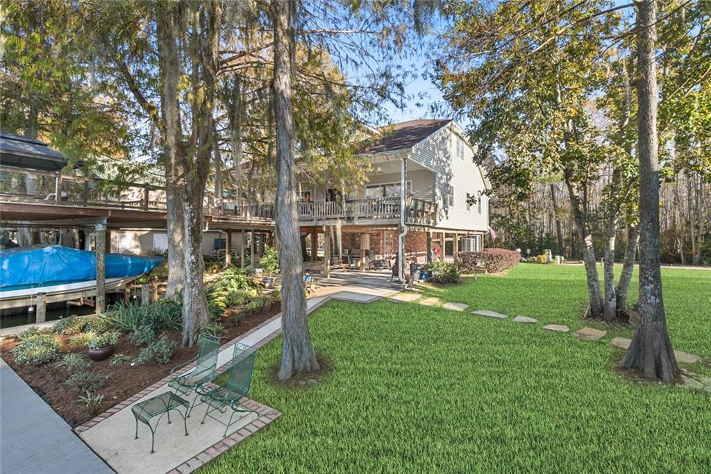 20855 Henry Road Springfield, LA 70462 - Photo 2 of 26 Gallery Image 2