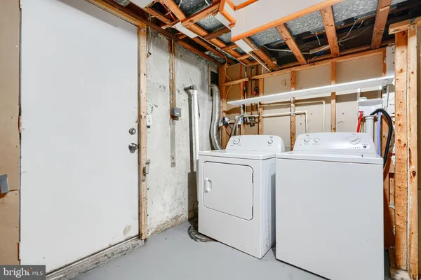 $2,200 | 7 Cardinal Road, Essex, MD 21221