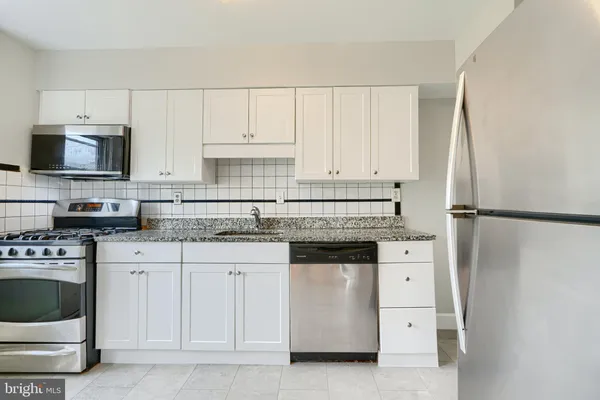 $2,200 | 7 Cardinal Road, Essex, MD 21221